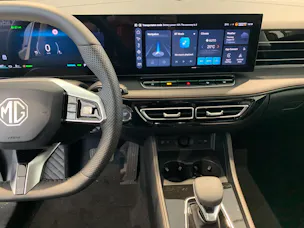 MG HS 1.5 PHEV Luxury