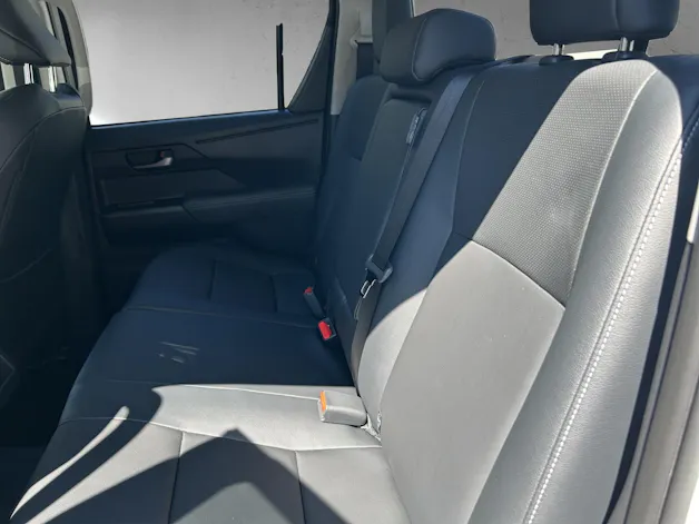 Toyota Hilux Double Cab.-Pick-up 2.8 D-4D MHEV 204 Style