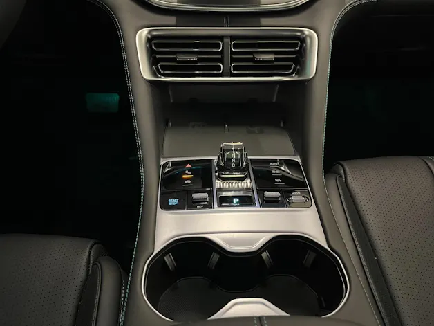 BYD Seal U DM-i Design AWD
