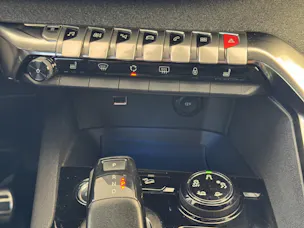 PEUGEOT 3008 1.6 PureTech GT Line