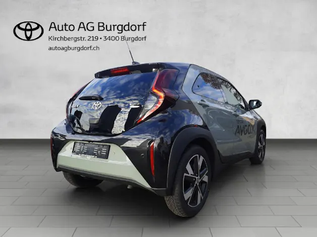 Toyota Aygo X 1.5 VVT-i HSD Trend