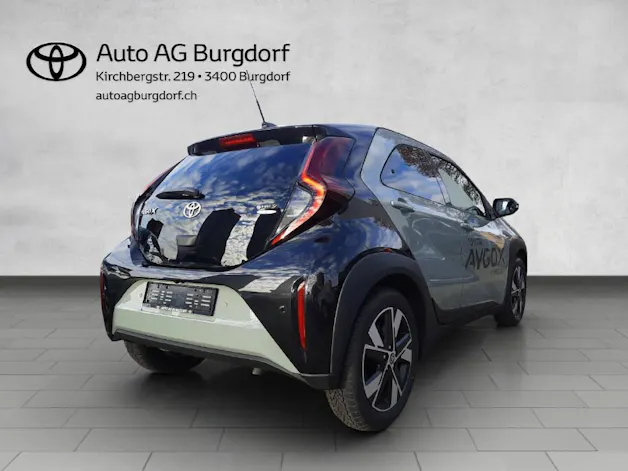 Toyota Aygo X 1.5 VVT-i HSD Trend