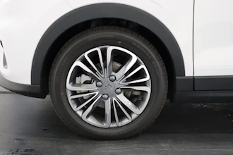 https://vehicle.imgix.net/4437337/27d01926-e520-4a59-ac93-7bc2284da0dd.JPG