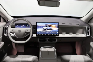 Fahrzeugbild LEAPMOTOR B10 1.5 Hybrid EV