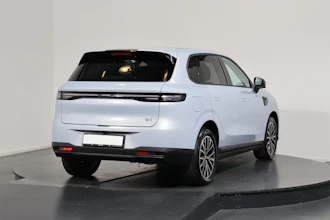 https://vehicle.imgix.net/4437391/9f01ec55-8b55-4e35-b9f3-7ddffaa37223.JPG