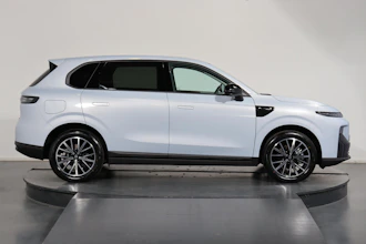 https://vehicle.imgix.net/4437391/e90c94c6-76b4-4869-b057-47393a287d8f.JPG
