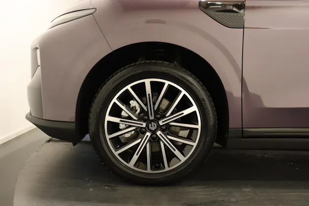 Leapmotor B10 1.5 Hybrid EV