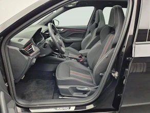 https://vehicle.imgix.net/4437402/09d330af-09af-451d-af17-8dced036fa4b.jpg