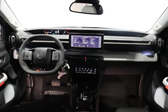 https://vehicle.imgix.net/4437413/2d2d0e3e-3aea-4dd8-9797-a4883051fde6.JPG
