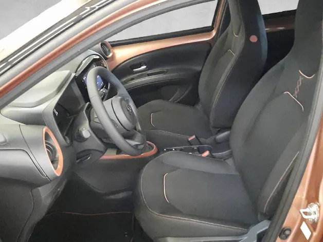 Toyota Aygo X 1.5 VVT-i HSD Trend