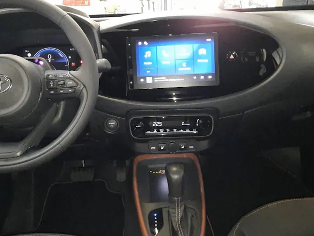 Toyota Aygo X 1.5 VVT-i HSD Trend