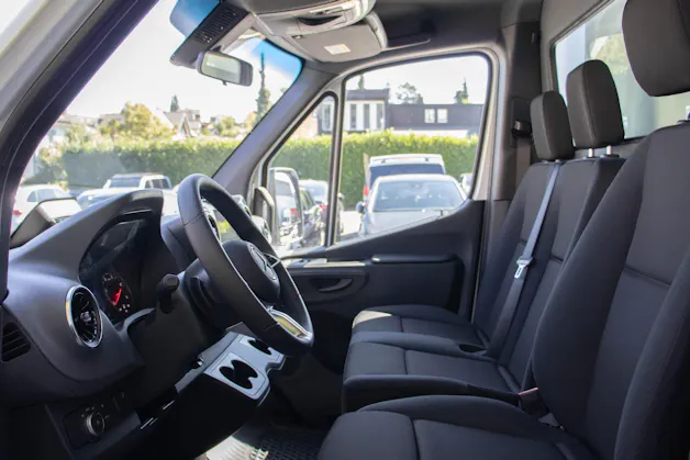 MERCEDES-BENZ Sprinter 319 CDI SELECT Lang