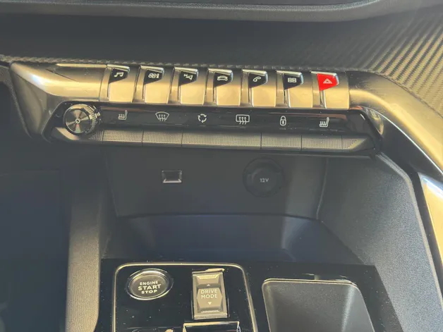 PEUGEOT 3008 1.2 PureTech Allure Pack