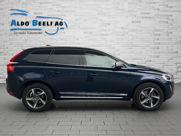 VOLVO XC60 2.4 D4 Summum AWD