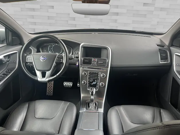 VOLVO XC60 2.4 D4 Summum AWD