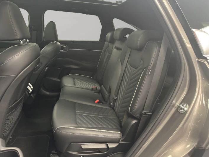 immagine del veicolo KIA SORENTO