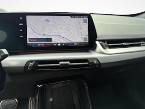 https://vehicle.imgix.net/4437559/b6fcd2a1-3068-4c52-9ef0-bab4b7470943.jpg