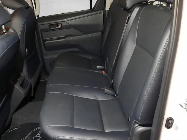 Toyota Hilux Double Cab.-Pick-up 59KWh Style