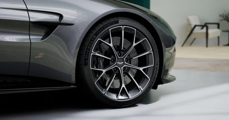 image du véhicule ASTON MARTIN VANTAGE S