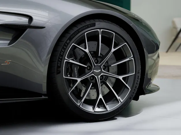 ASTON MARTIN V8 Vantage Roadster 4.0 S V8 Bi-Turbo