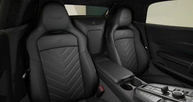 https://vehicle.imgix.net/4437650/53316b06-1d4a-4a72-a0b7-aa922077ab84.jpg