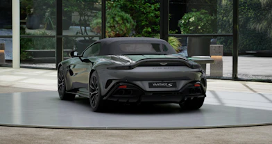 https://vehicle.imgix.net/4437650/55e012cc-4cb8-41f4-be93-59e957b9ec2e.jpg