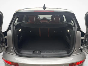 https://vehicle.imgix.net/4437652/06d3fb28-5f27-48e4-b17e-3360da8fc4c8.jpg