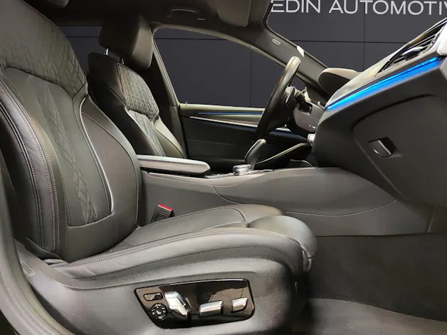 BMW 530e xDrive Touring M Sport Pure Harman/Kardon Surround Sound