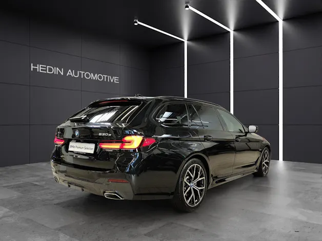 BMW 530e xDrive Touring M Sport Pure Harman/Kardon Surround Sound