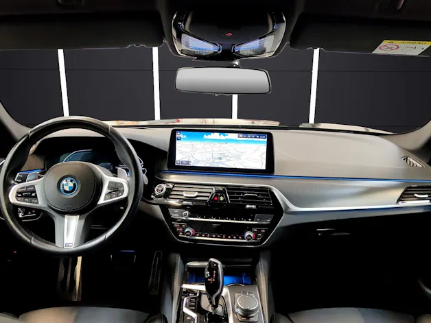BMW 530e xDrive Touring M Sport Pure Harman/Kardon Surround Sound