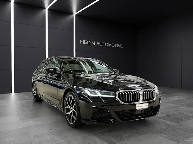 BMW 530e xDrive Touring M Sport Pure Harman/Kardon Surround Sound