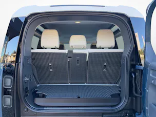Land Rover Defender 90 3.0 D I6 250 X-Dynamic SE