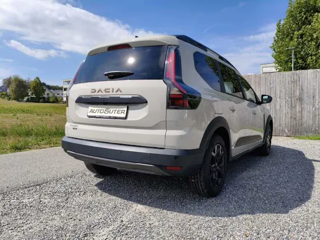 DACIA Jogger 1.8 Hybrid Extreme 7P
