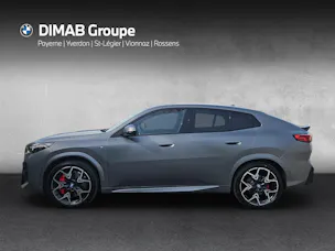 BMW iX2 30 Sport M Pro xDrive U10 (CH)