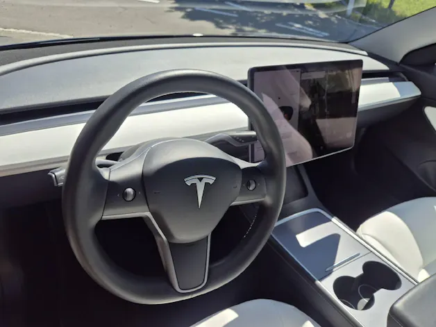 Tesla Model 3 Performance D 512