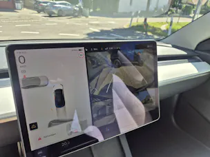 Tesla Model 3 Performance D 75 kWh 512 PS