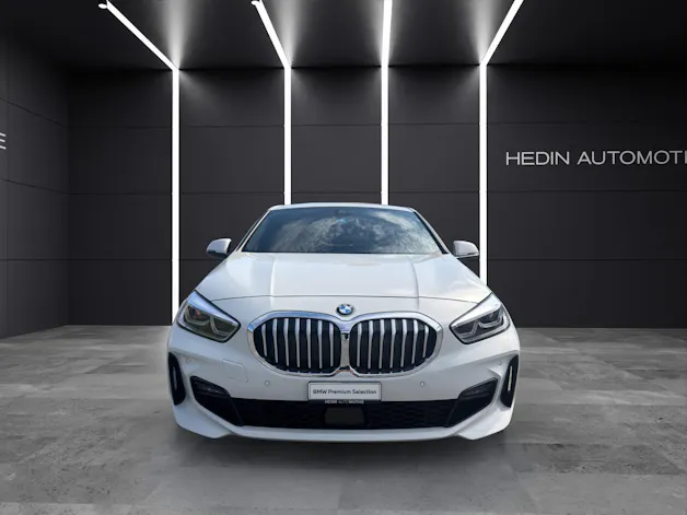 BMW 120d xDrive SAG