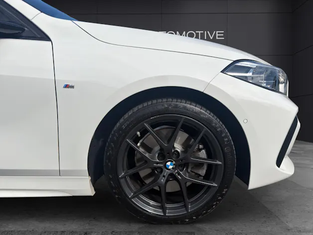 BMW 120d xDrive SAG