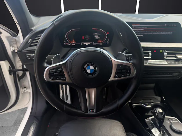 BMW 120d xDrive SAG