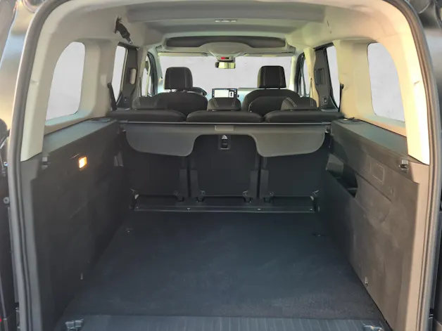 PEUGEOT Rifter Long 1.5 BlueHDi 130 Family Edition