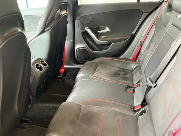 MERCEDES-BENZ A 35 AMG 4matic