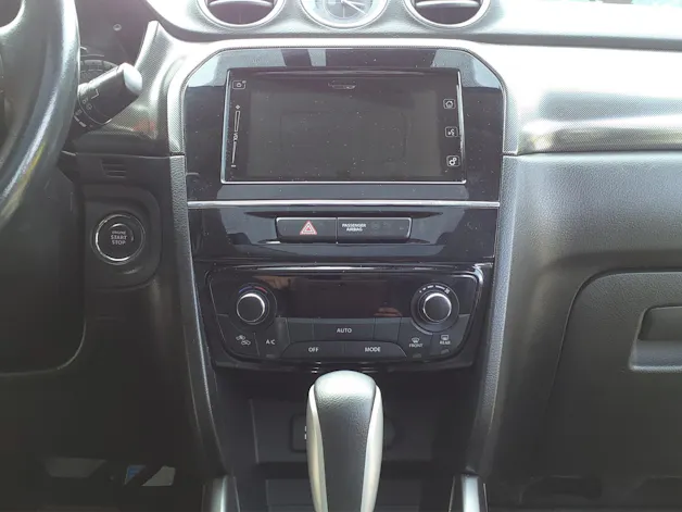 Suzuki Vitara 1.4 T Compact Top 4x4