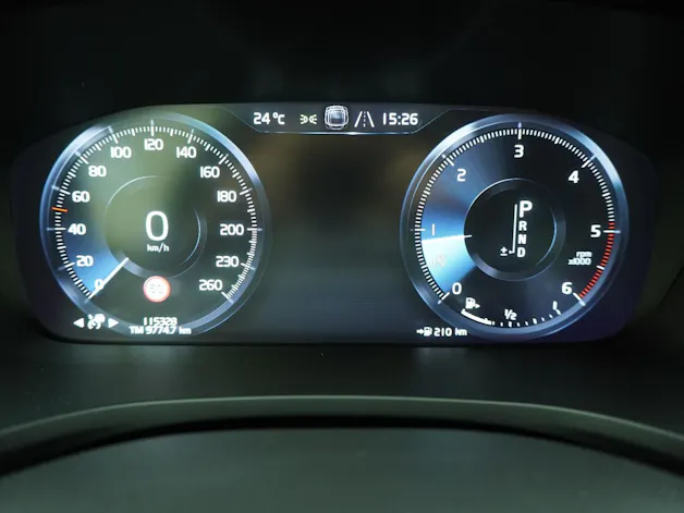 VOLVO V60 2.0 D4 R-Design AWD