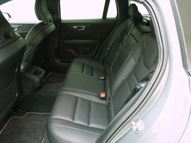 VOLVO V60 2.0 D4 R-Design AWD