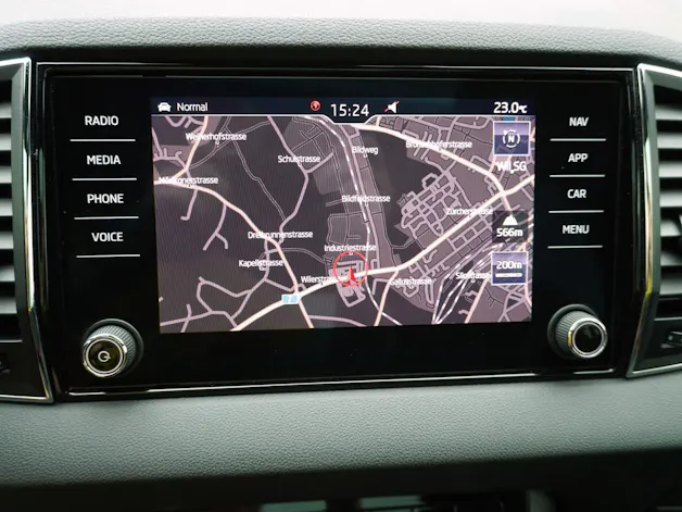 SKODA Karoq 2.0 TSI DSG Sport Line 4x4