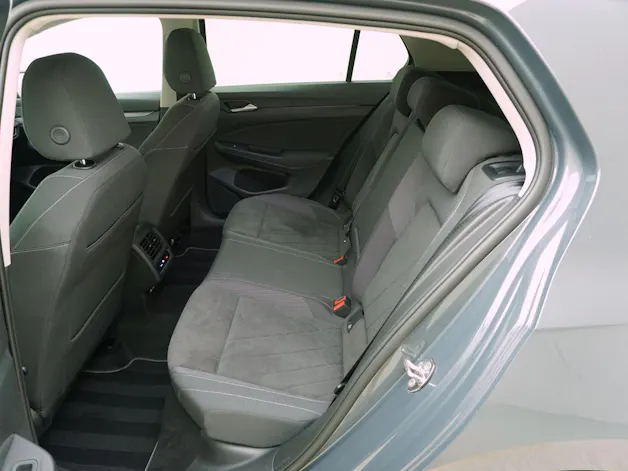 VW Golf 8 1.5 eTSI DSG Style