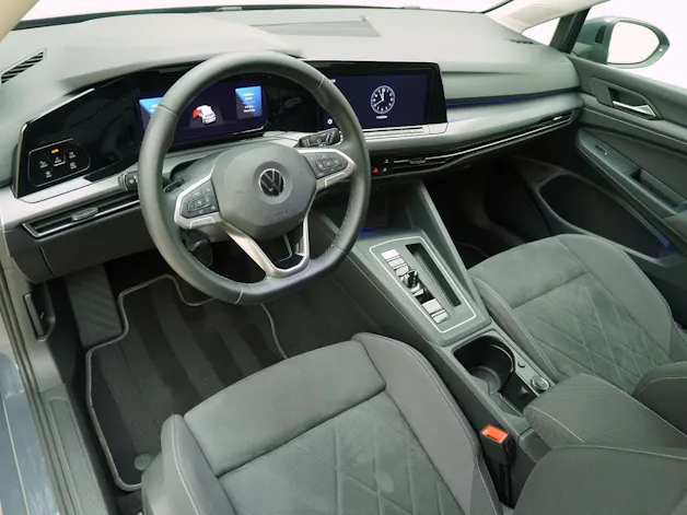 VW Golf 8 1.5 eTSI DSG Style