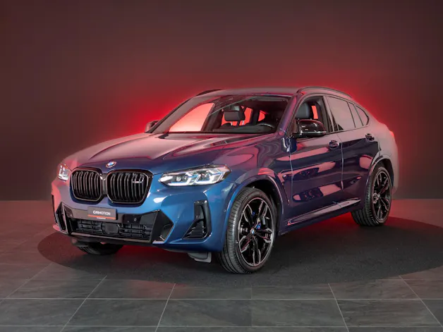 BMW X4 M40d / Rückfahrkamera / HeadUp / AHK
