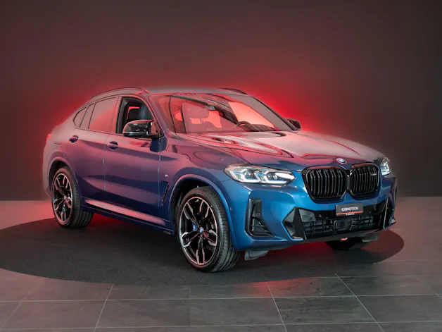 BMW X4 M40d / Rückfahrkamera / HeadUp / AHK