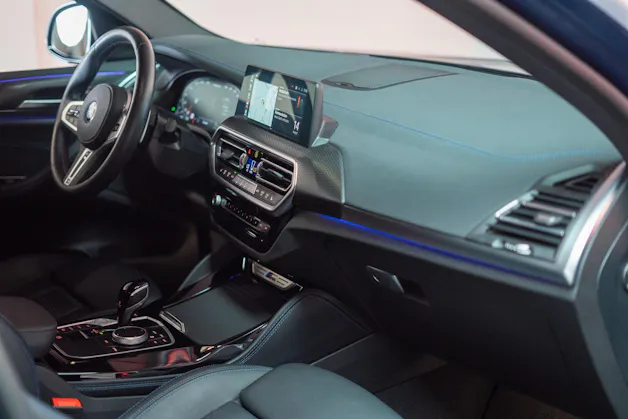 BMW X4 M40d / Rückfahrkamera / HeadUp / AHK